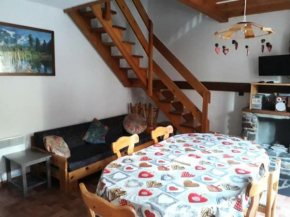 Appartement 8 pers. centre-village - 4 Pièces 8 Personnes MAE-9018